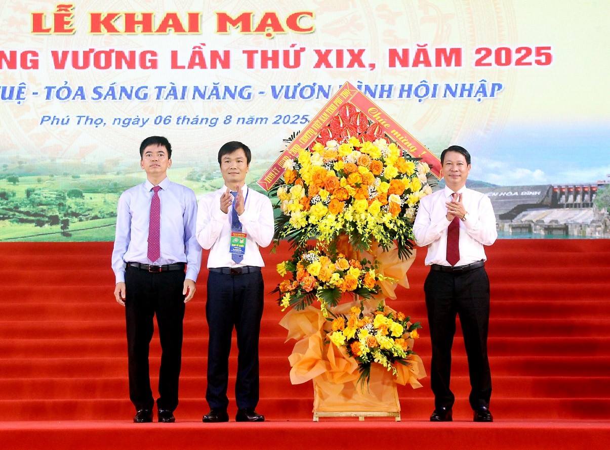 Phó Chủ tịch UBND tỉnh Nguyễn Khắc Hiếu dự lễ khai mạc trại hè Hùng Vương lần thứ XIX, năm 2025