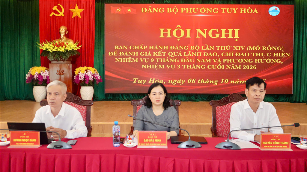 Hội nghị BCH Đảng bộ lần thứ XIV (mở rộng) để đánh giá kết quả lãnh đạo, chỉ đạo thực hiện nhiệm vụ 9 tháng đầu và phương hướng nhiệm vụ 3 tháng cuối năm 2026