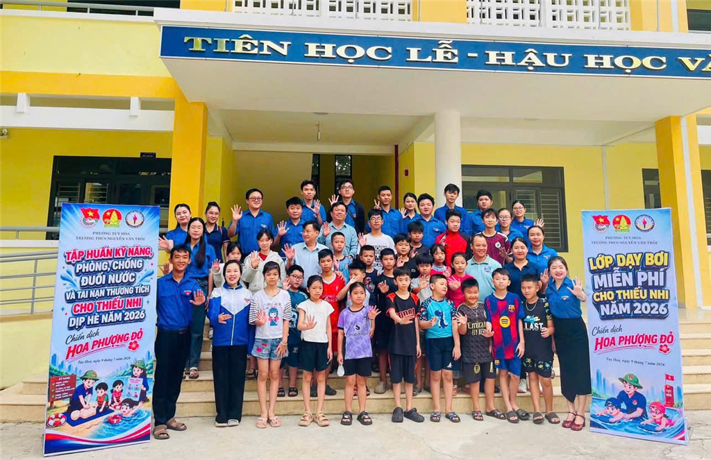 Đoàn phường Tuy Hòa tổ chức lớp học bơi miễn phí và trang bị kỹ năng phòng, chống đuối nước cho thiếu nhi dịp hè 2026