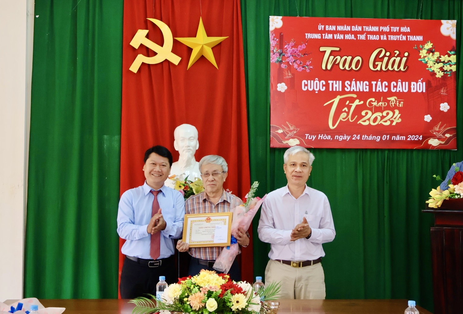 anh tin bai