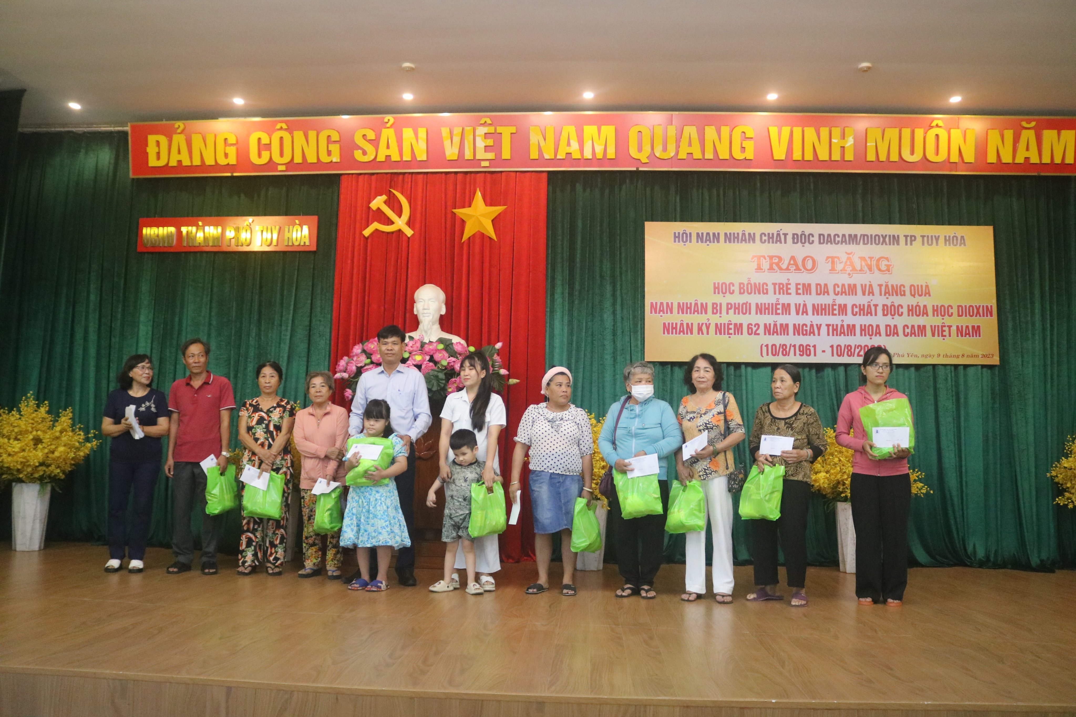 anh tin bai