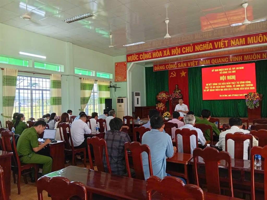 HỘI NGHỊ SƠ KẾT CÔNG TÁC BẢO ĐẢM TRẬT TỰ CÔNG CỘNG, TRẬT TỰ AN TOÀN GIAO THÔNG, VỆ SINH MÔI TRƯỜNG VÀ MỸ QUAN TRÊN ĐỊA BÀN XÃ TUY AN NAM 6 THÁNG ĐẦU NĂM 2026