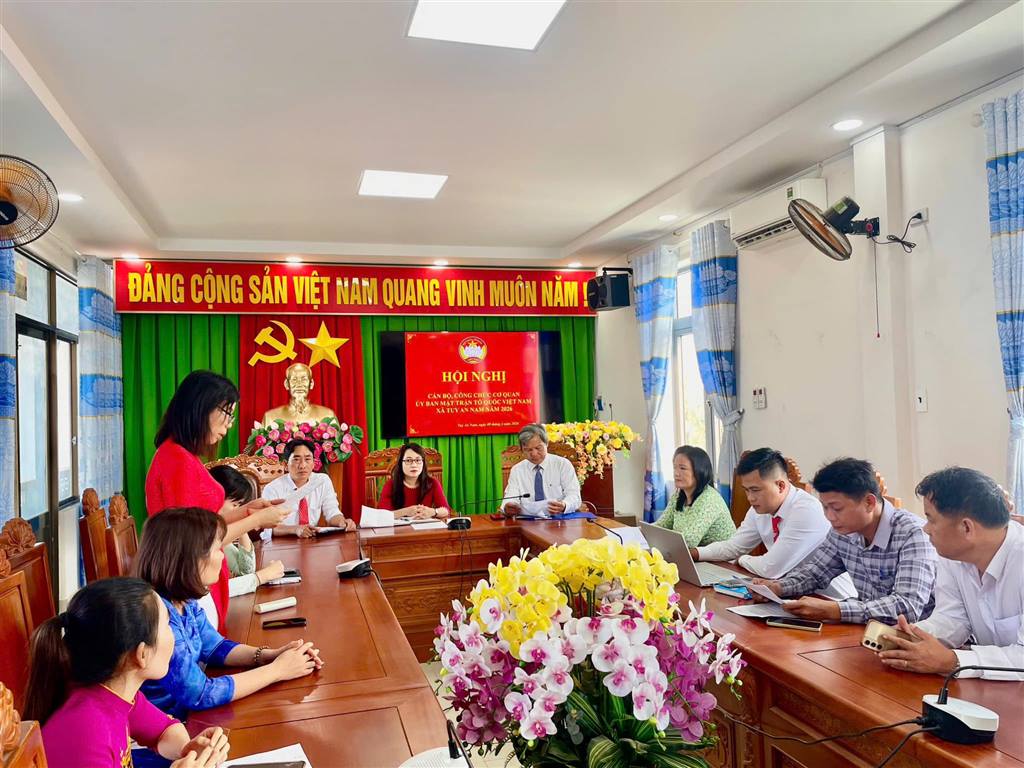 HỘI NGHỊ CÁN BỘ, CÔNG CHỨC CƠ QUAN ỦY BAN MTTQ VIỆT NAM XÃ TUY AN NAM NĂM 2026