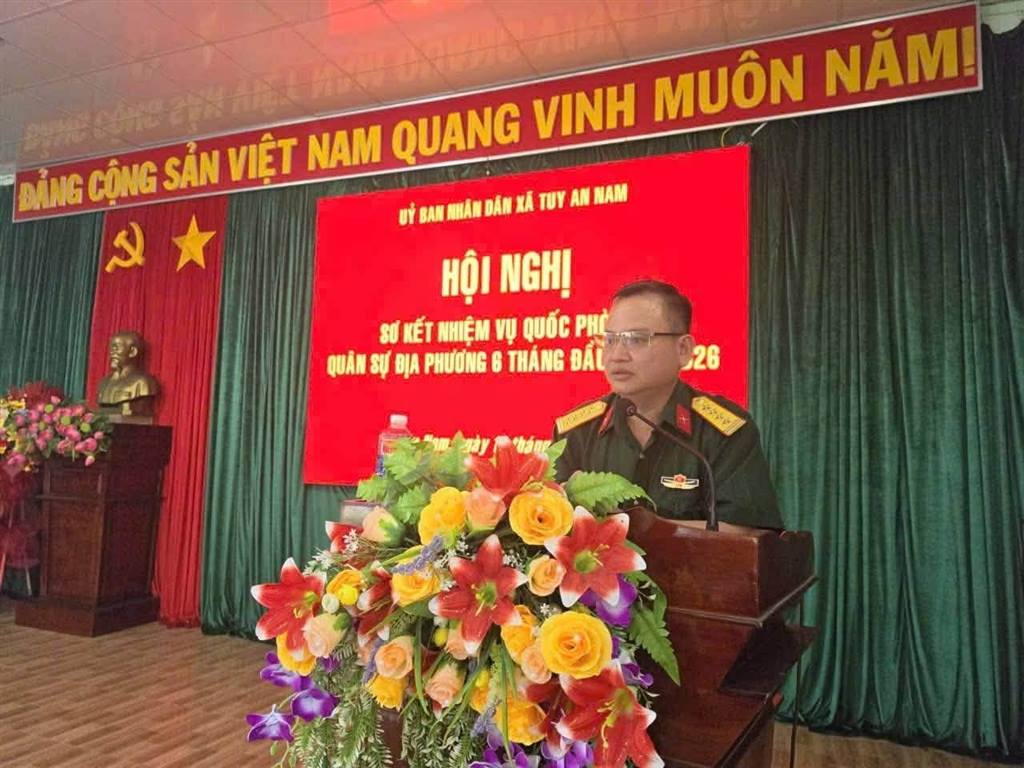 XÃ TUY AN NAM TỔ CHỨC HỘI NGHỊ SƠ KẾT CÔNG TÁC QUỐC PHÒNG, QUÂN SỰ ĐỊA PHƯƠNG 6 THÁNG ĐẦU NĂM 2026