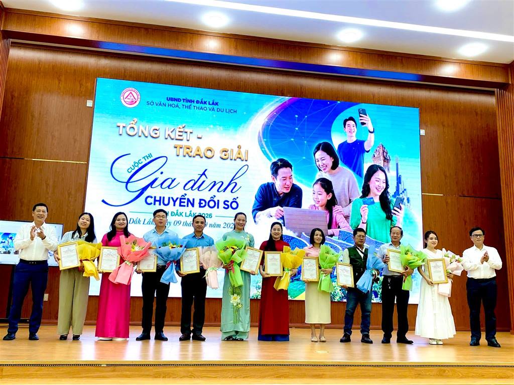 CHÚC MỪNG CÁC CÁ NHÂN XÃ TUY AN NAM ĐẠT NHIỀU GIẢI CAO TẠI CUỘC THI “GIA ĐÌNH CHUYỂN ĐỔI SỐ” TỈNH ĐẮK LẮK NĂM 2026