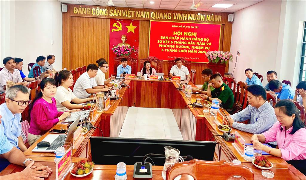 ĐẢNG ỦY XÃ TUY AN TÂY SƠ KẾT CÔNG TÁC 6 THÁNG ĐẦU NĂM 2026, ĐỀ RA NHIỆM VỤ TRỌNG TÂM 6 THÁNG CUỐI NĂM