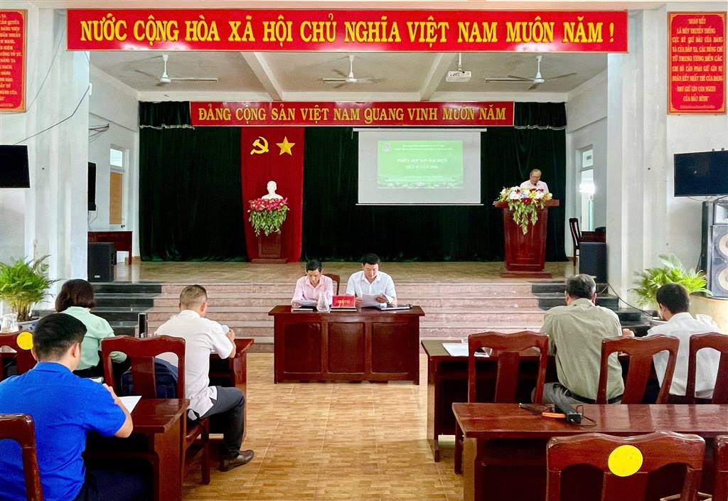 BAN ĐẠI DIỆN HĐQT NGÂN HÀNG CHÍNH SÁCH XÃ HỘI XÃ TUY AN TÂY ĐÁNH GIÁ KẾT QUẢ HOẠT ĐỘNG QUÝ II, TRIỂN KHAI NHIỆM VỤ TRỌNG TÂM QUÝ III NĂM 2026