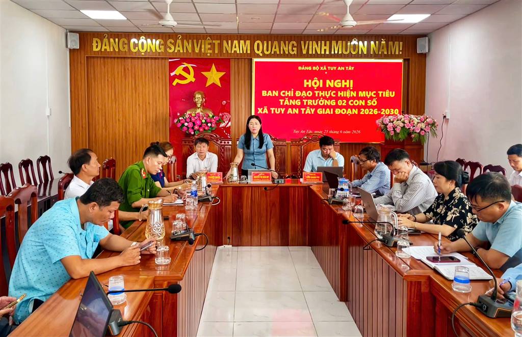 XÃ TUY AN TÂY TRIỂN KHAI GIẢI PHÁP KHAI THÁC NGUỒN LỰC ĐẤT ĐAI THỰC HIỆN MỤC TIÊU TĂNG TRƯỞNG KINH TẾ HAI CON SỐ