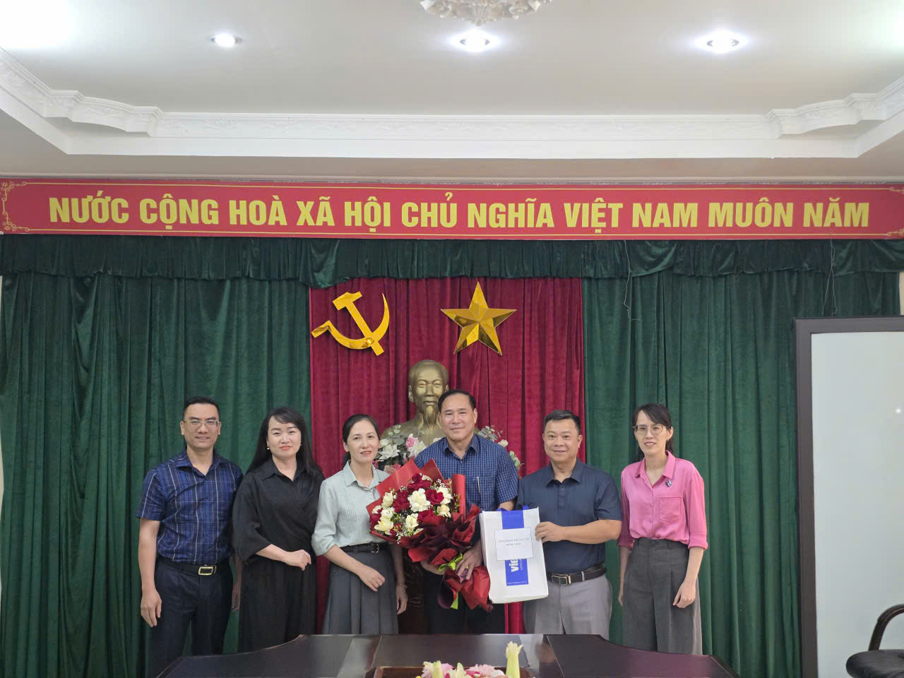 anh tin bai