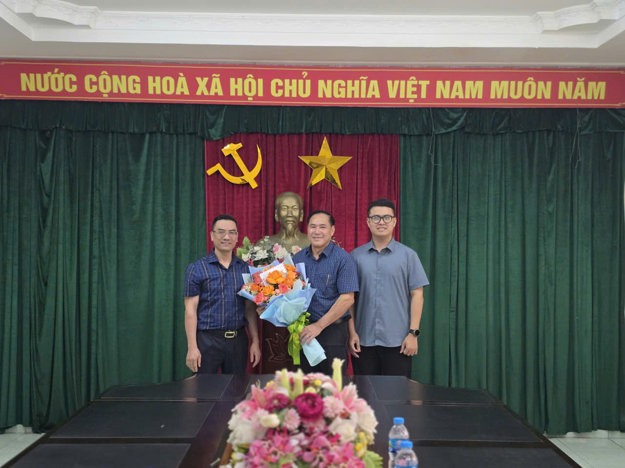 anh tin bai