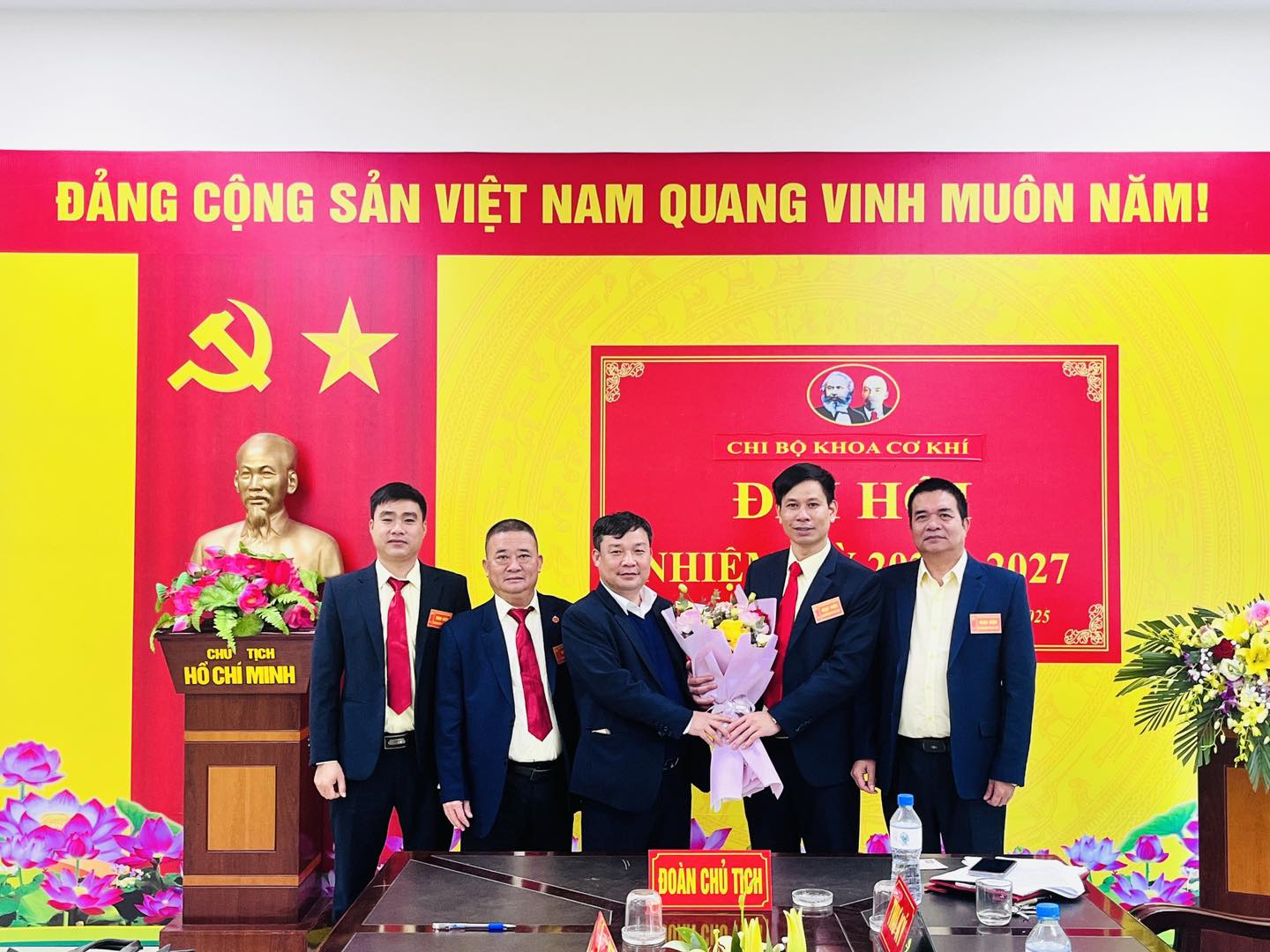 anh tin bai