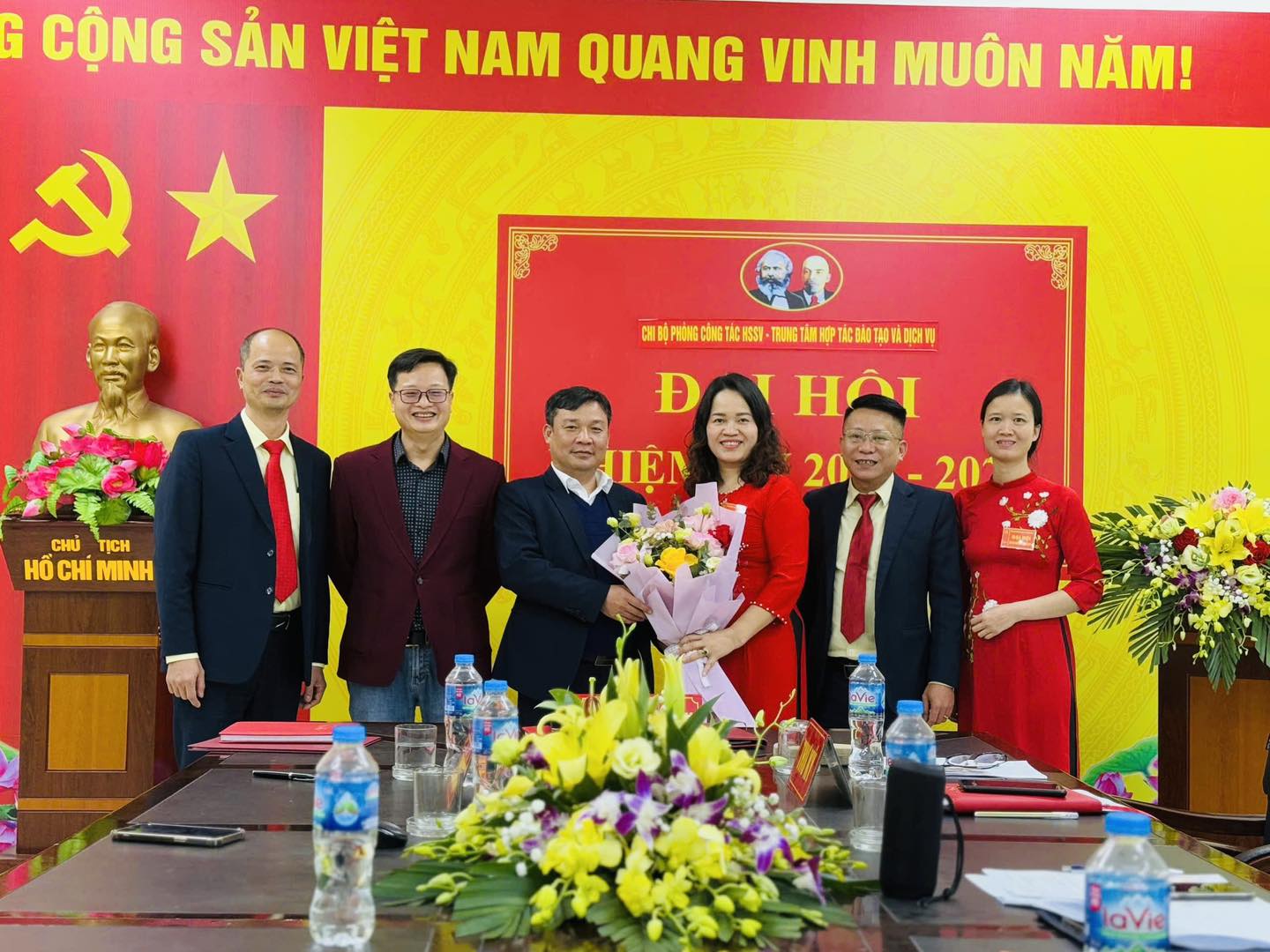 anh tin bai