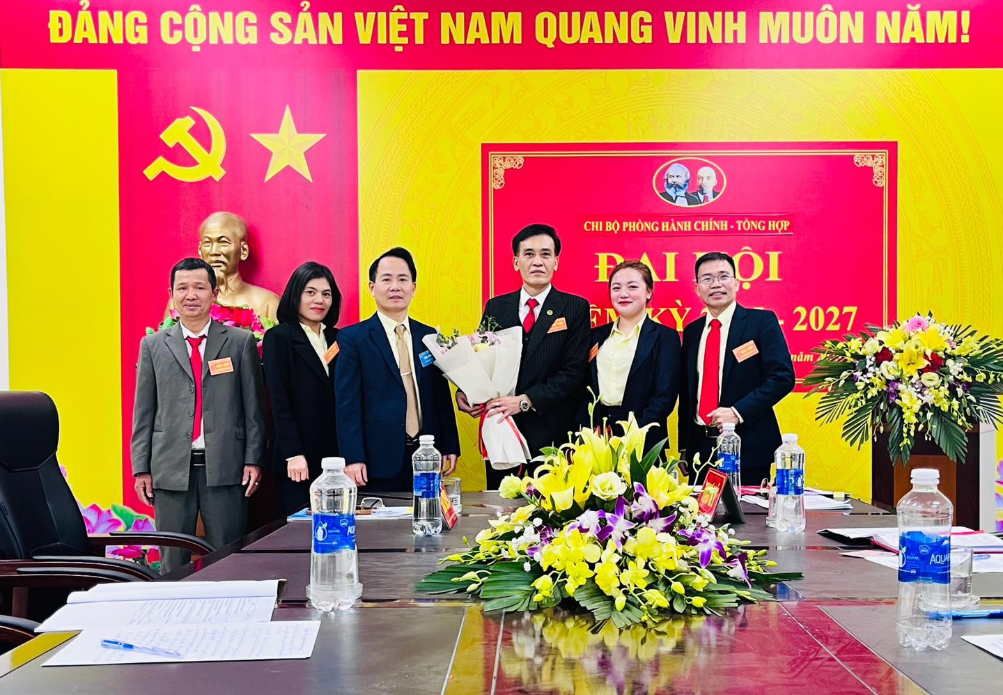 anh tin bai
