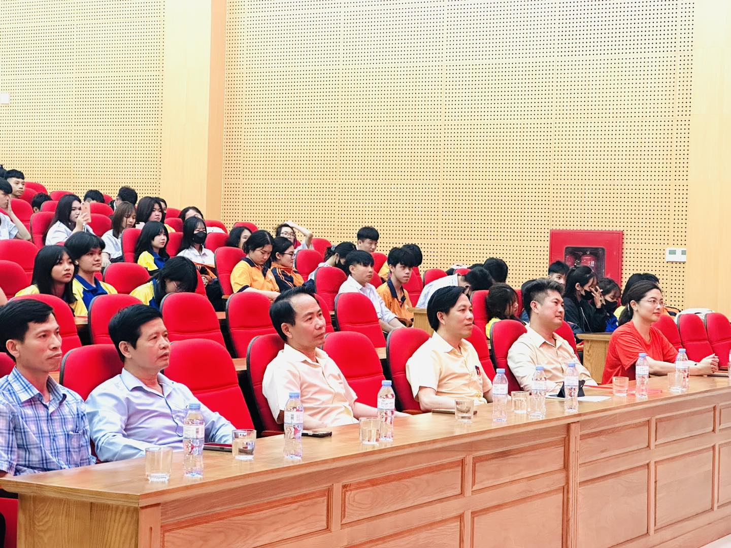 anh tin bai