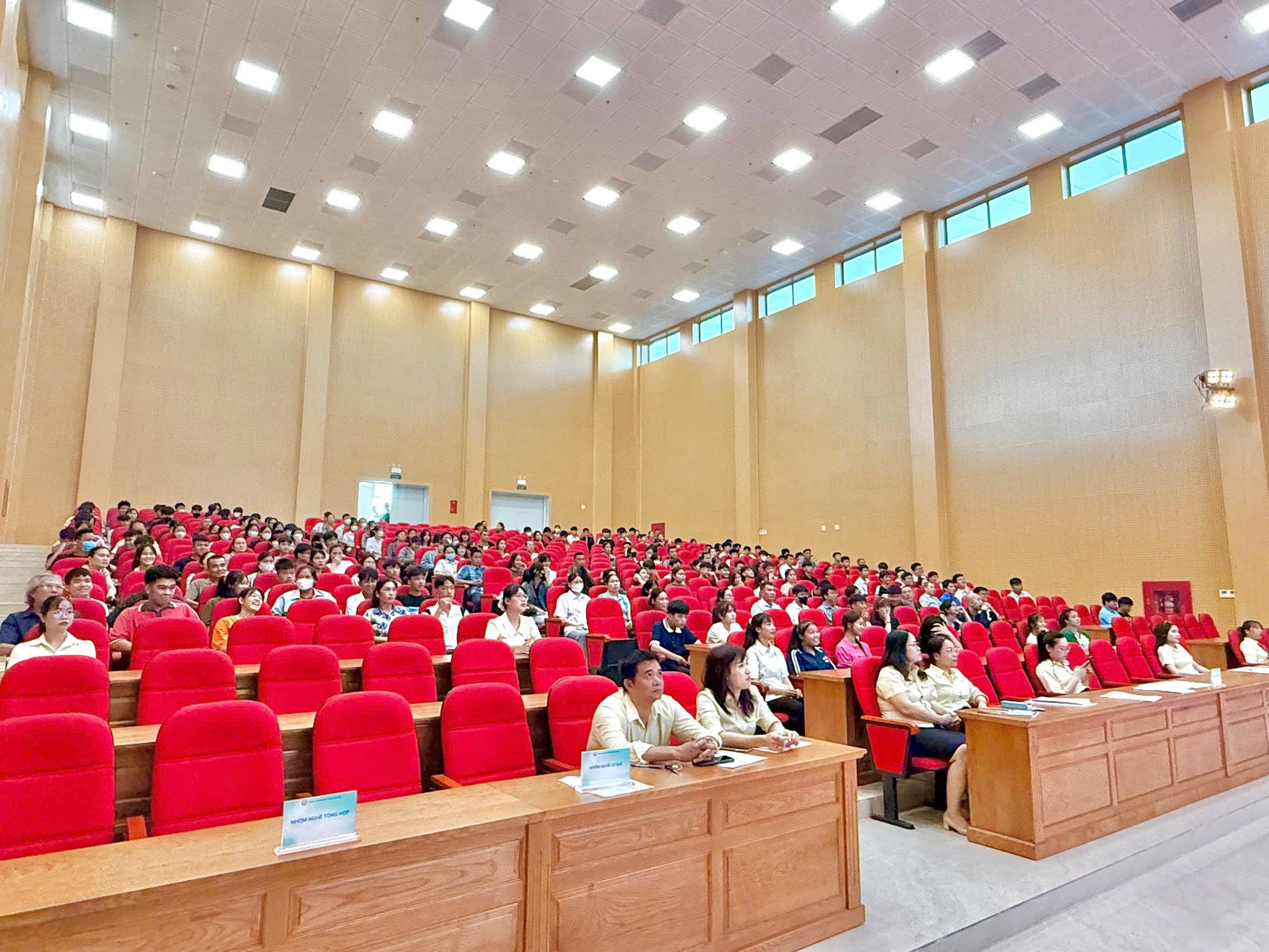 anh tin bai