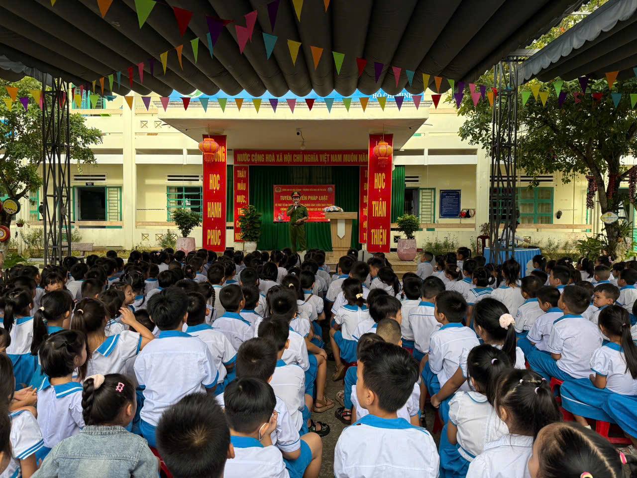 anh tin bai