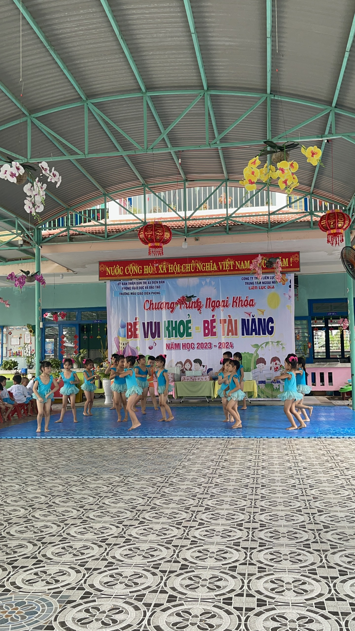 anh tin bai