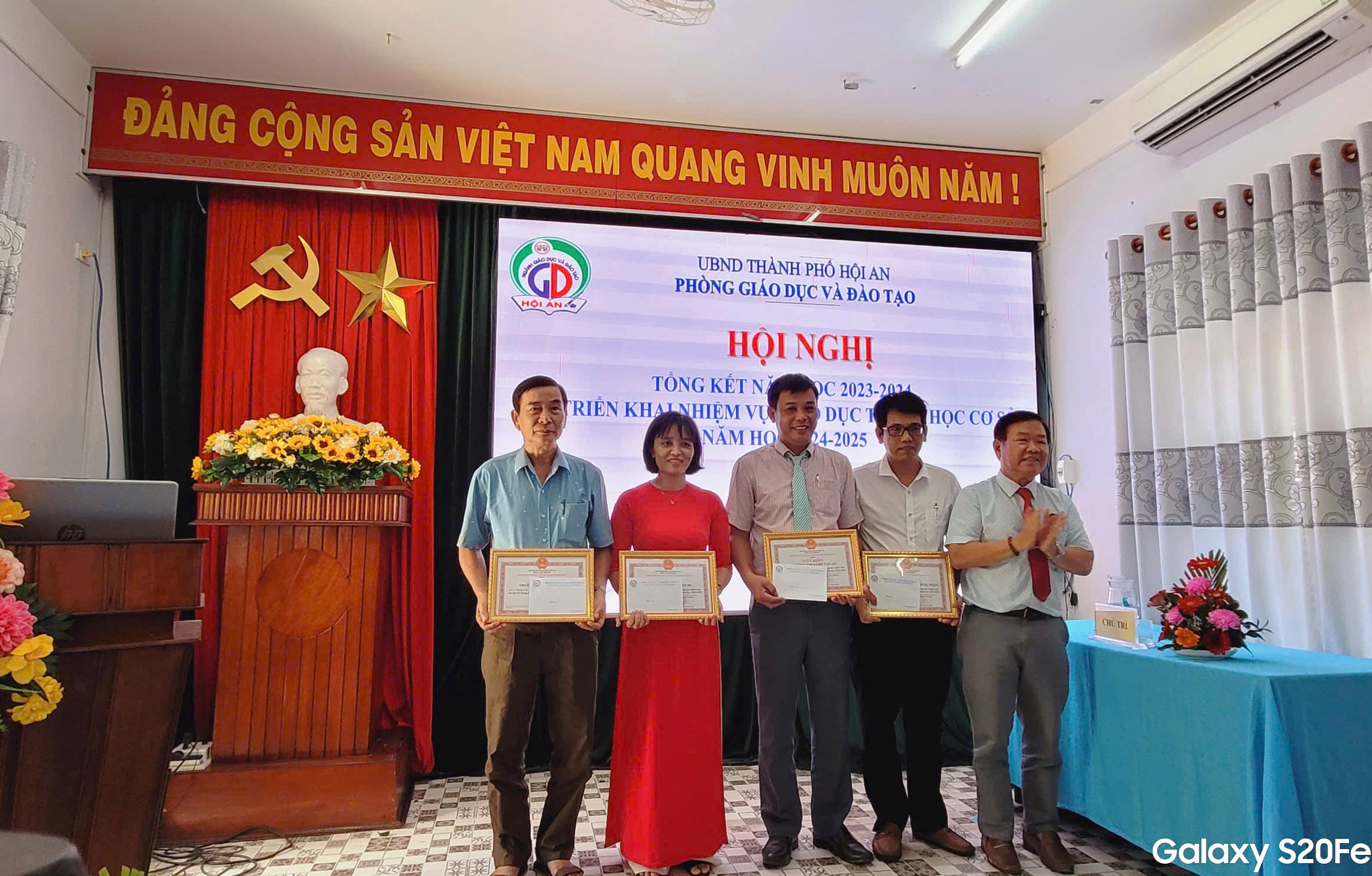 anh tin bai