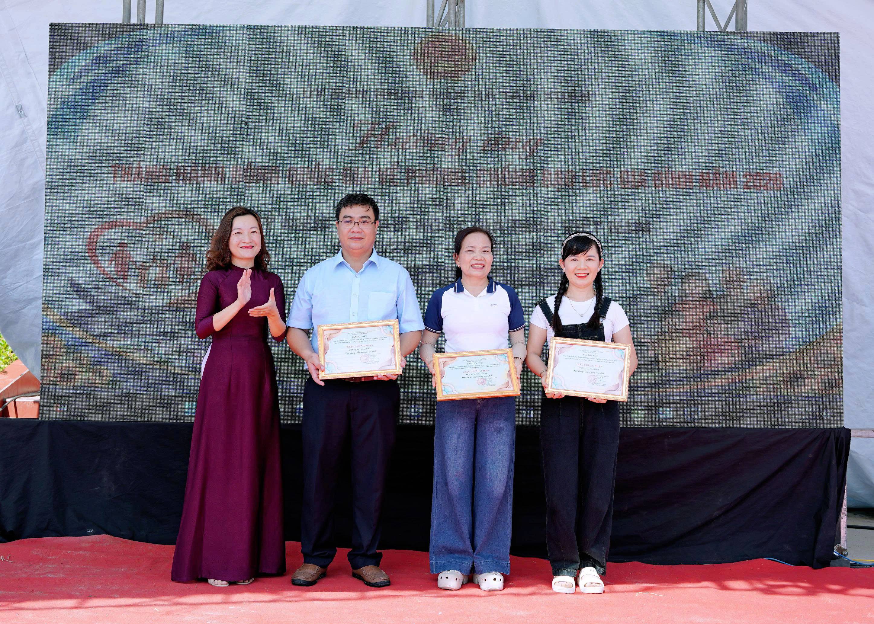 anh tin bai