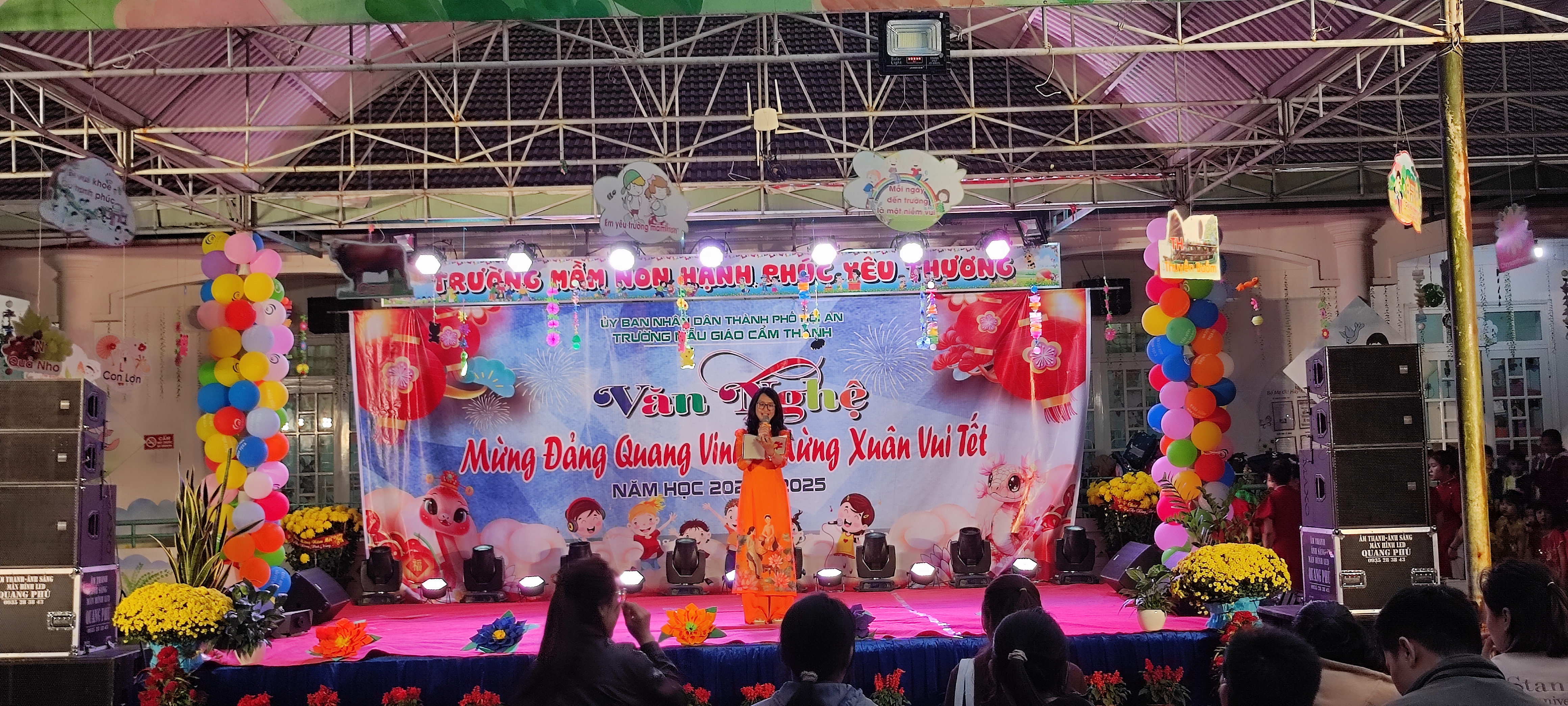 Trường Mẫu giáo Cẩm Thanh tổ chức đêm diễn văn nghệ “Mừng Đảng Quang Vinh - Mừng Xuân Vui Tết”, năm học 2024-2025