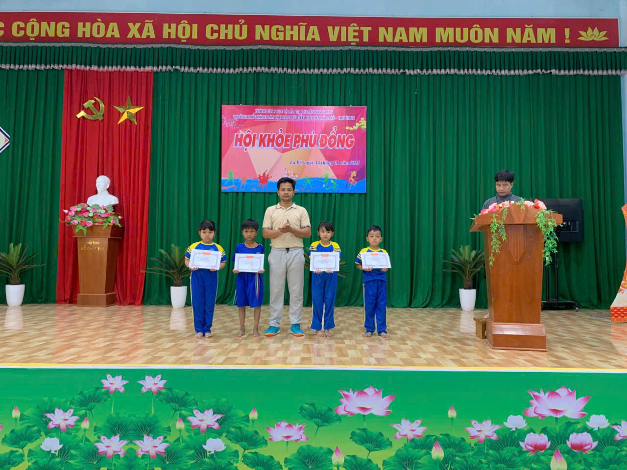 anh tin bai