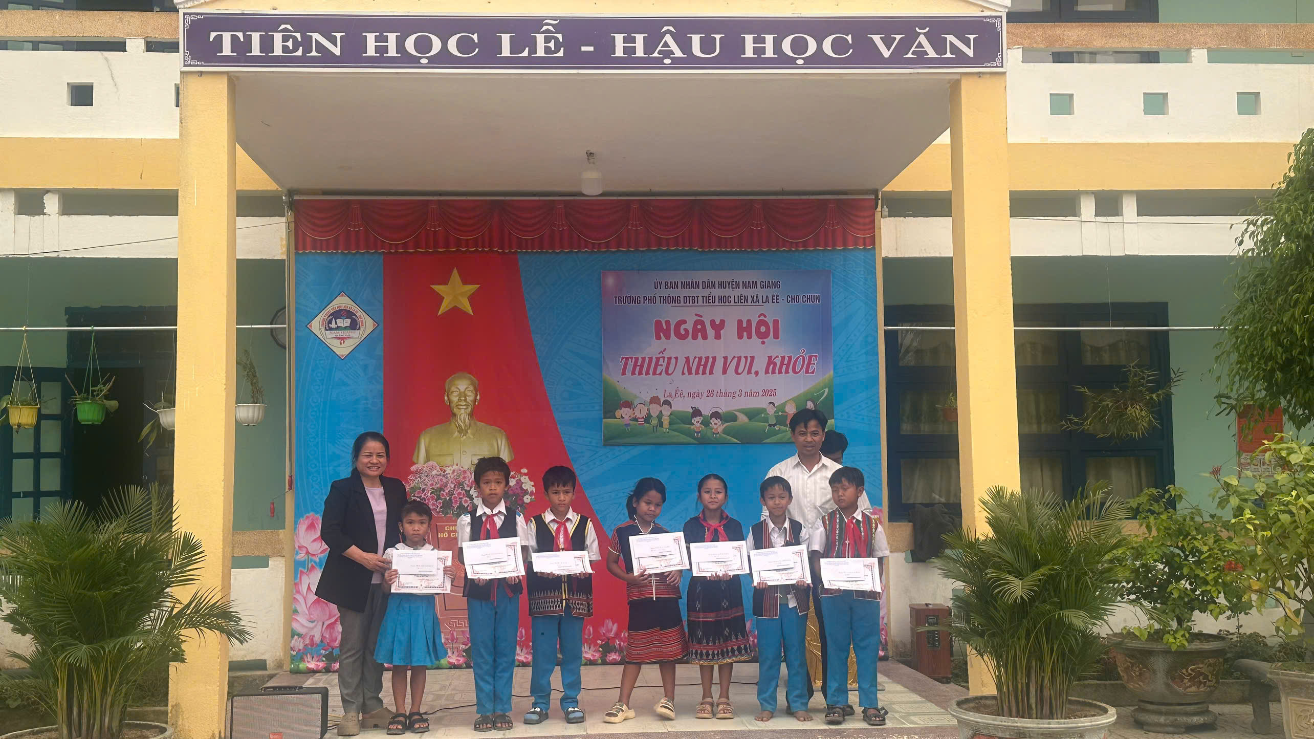 anh tin bai