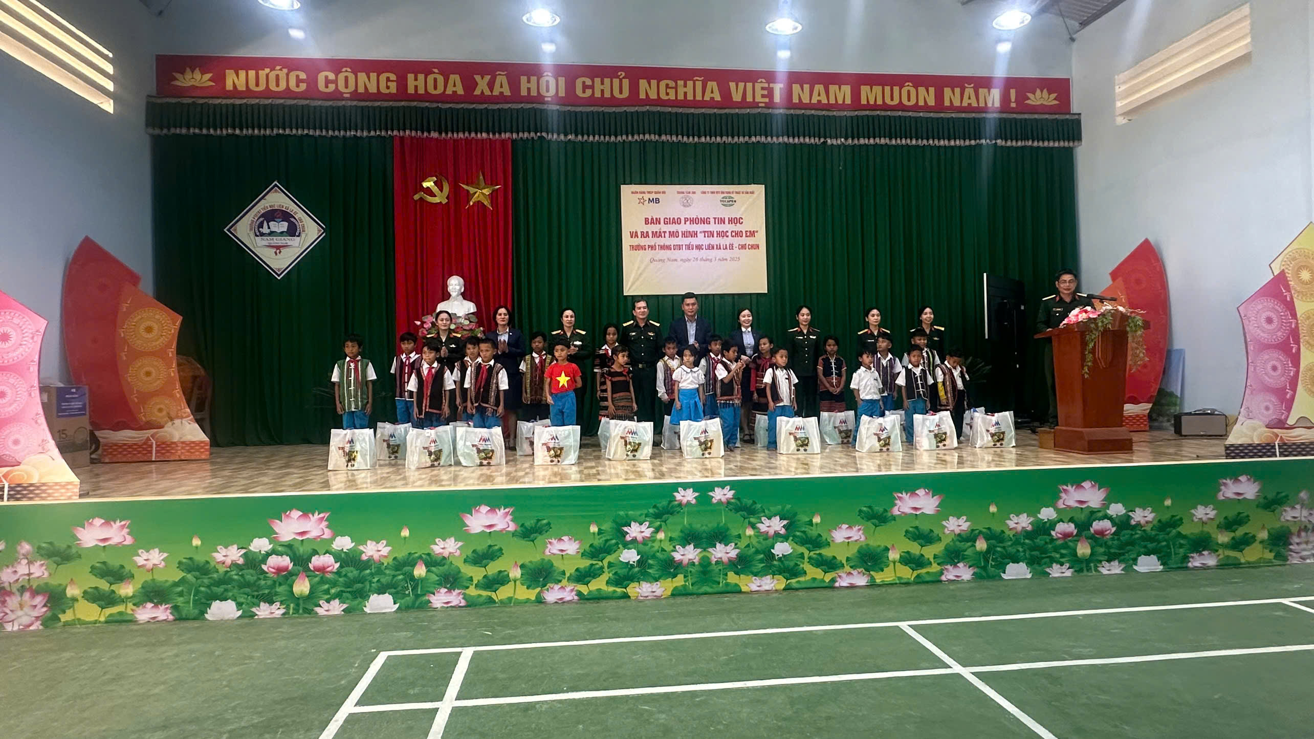 anh tin bai