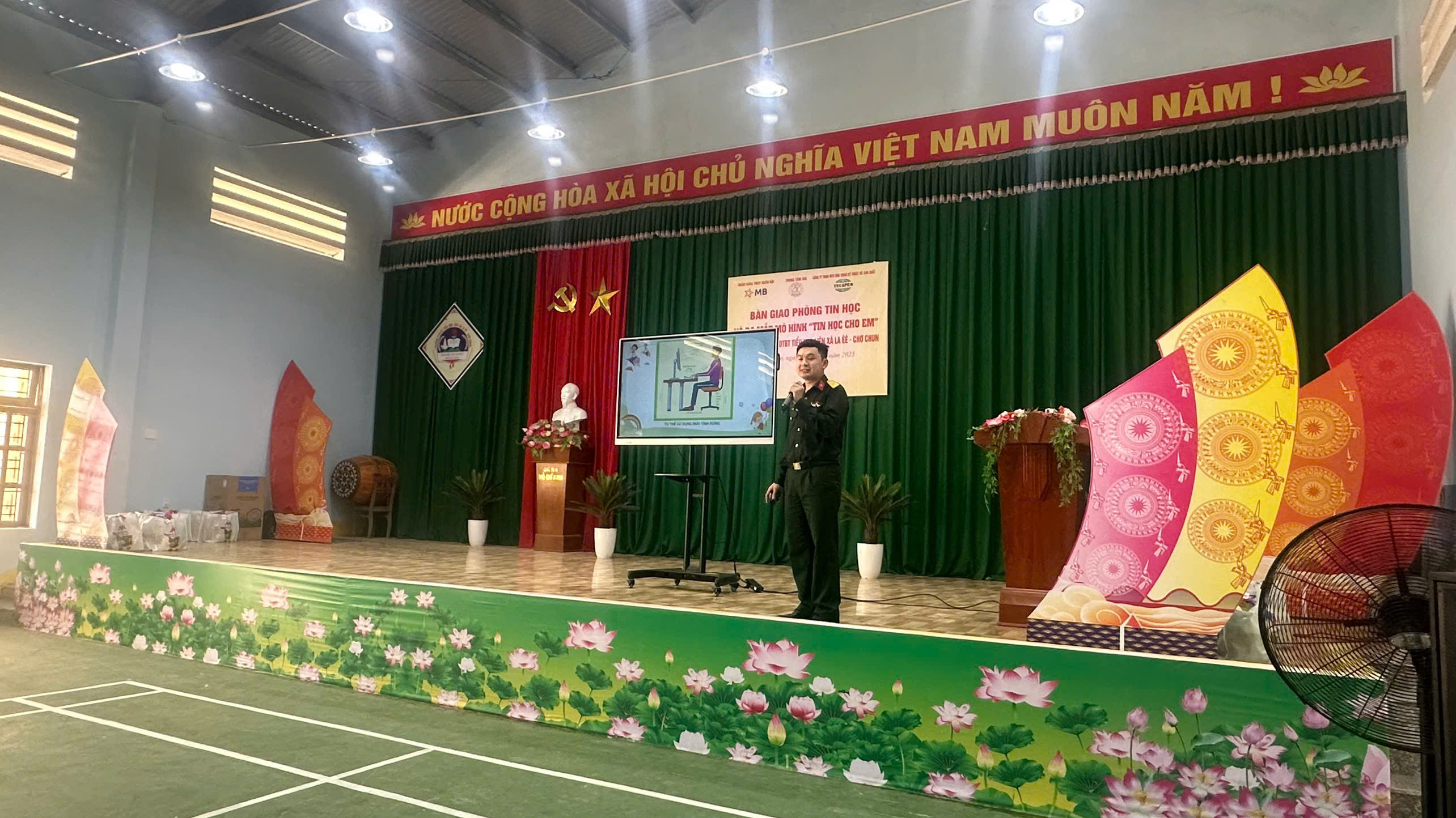 anh tin bai