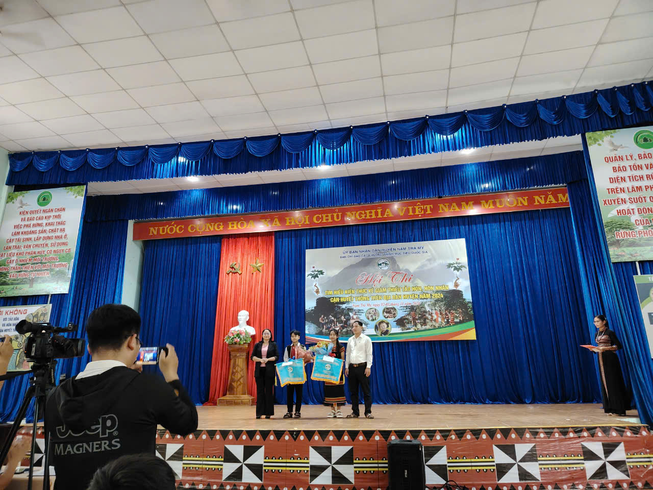 anh tin bai