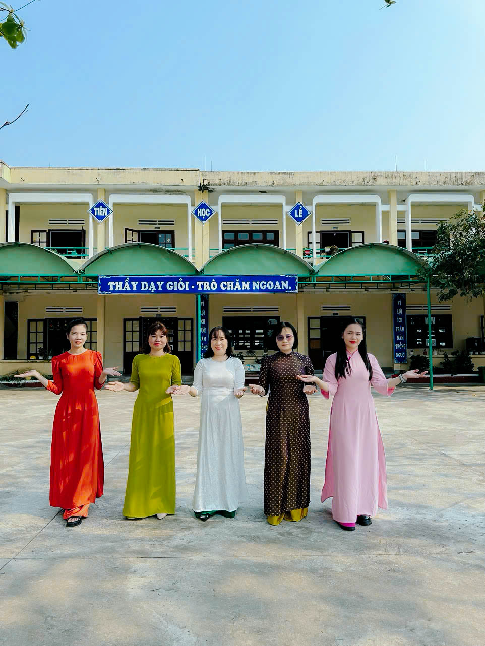 anh tin bai