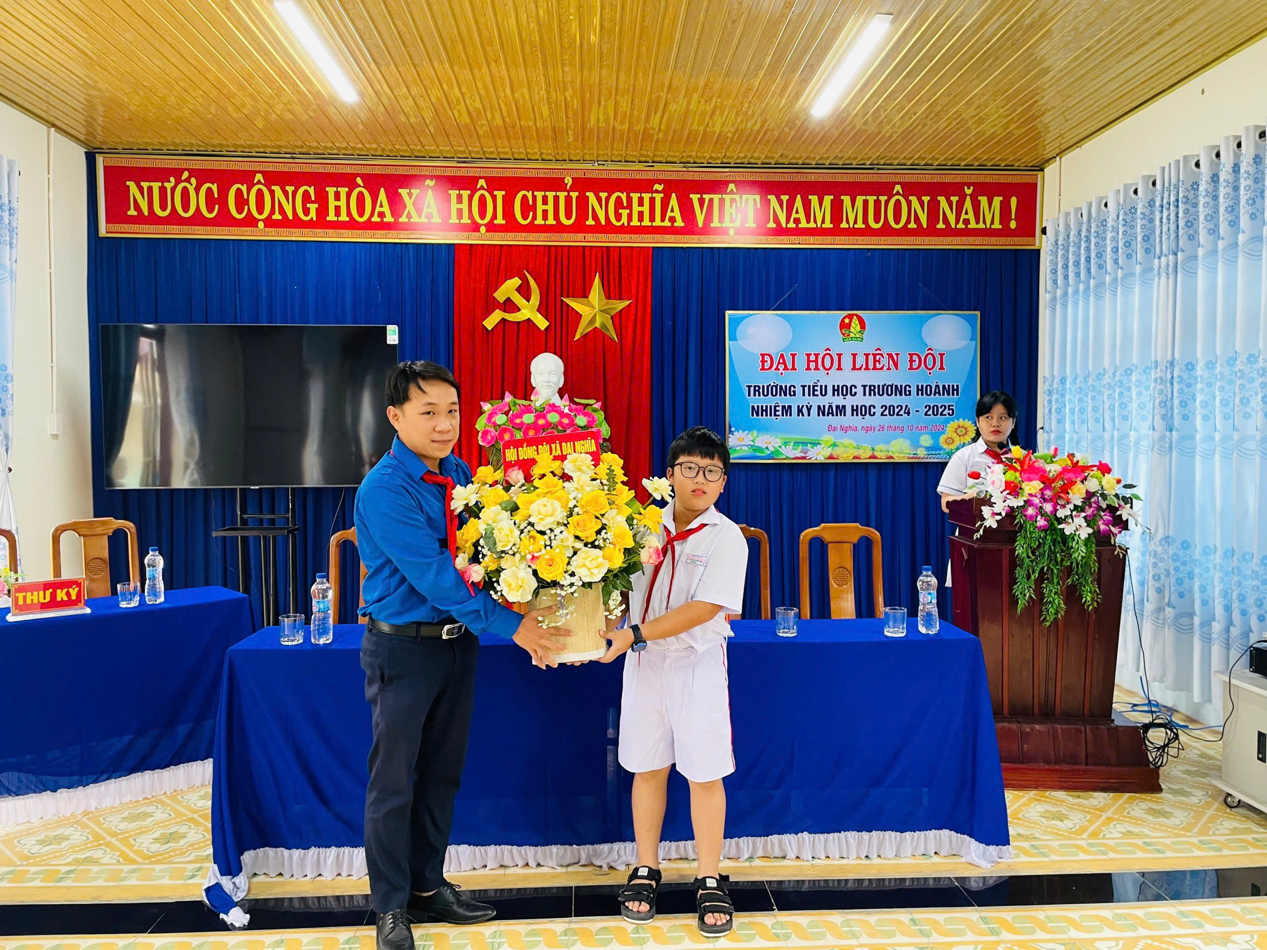 anh tin bai