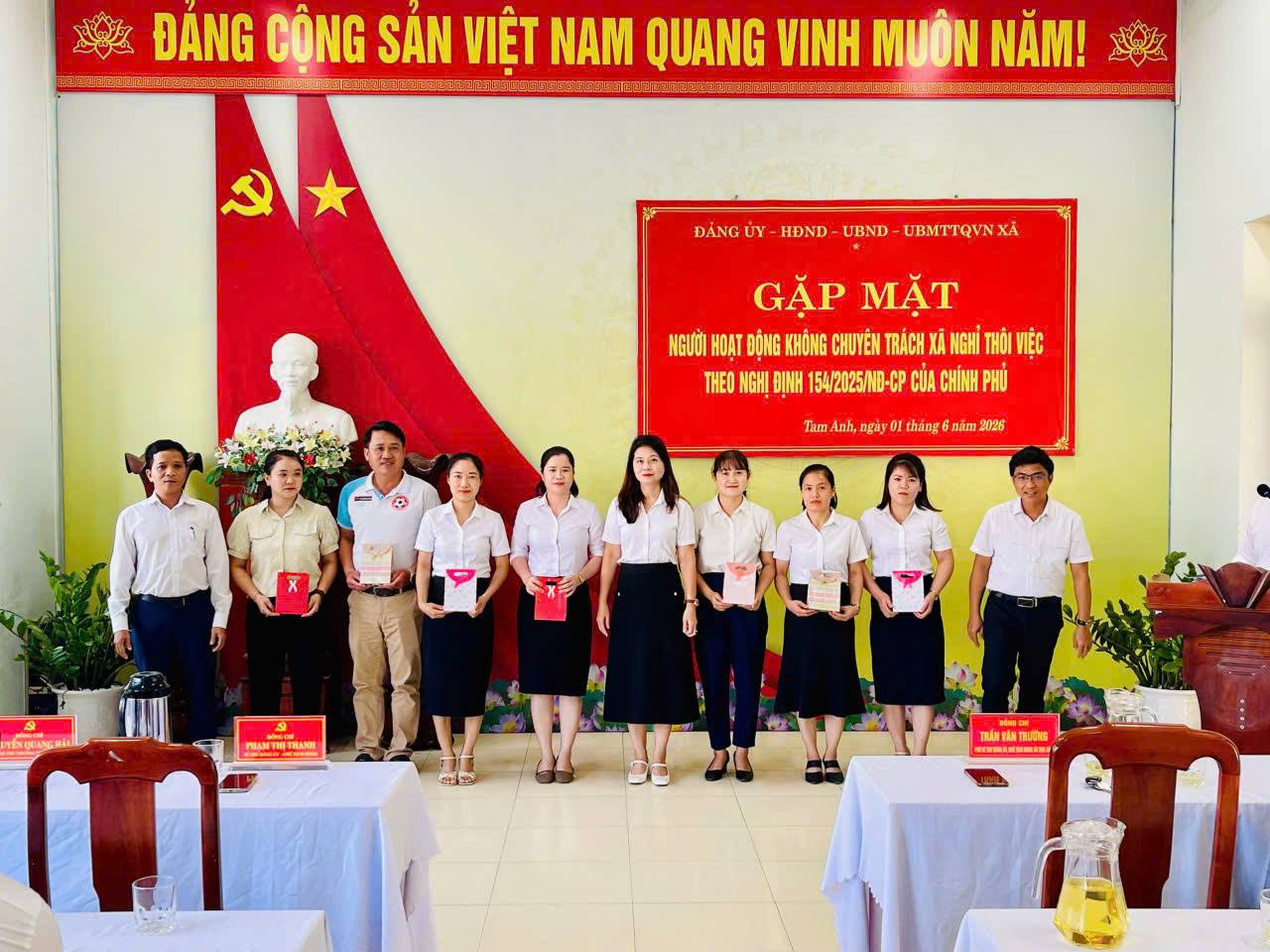 Xã Tam Anh gặp mặt, tri ân người hoạt động không chuyên trách cấp xã