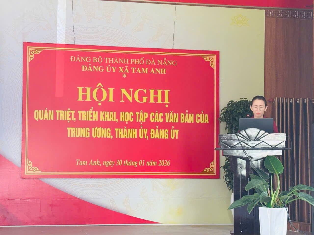 Ủy ban kiểm tra Đảng ủy xã Tam Anh phổ biến, quán triệt các văn bản của  cấp trên về lãnh đạo, chỉ đạo công tác kiểm tra, giám sát và kỷ luật Đảng  và các nội dung liên quan
