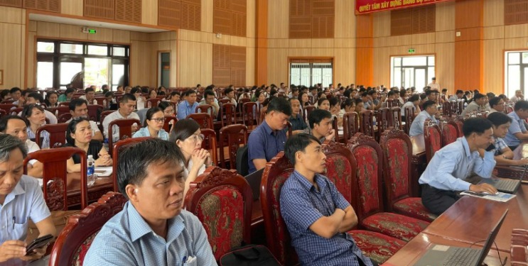 Tập huấn Hệ thống Quản lý văn bản và điều hành TP Đà Nẵng cho cán bộ xã mới