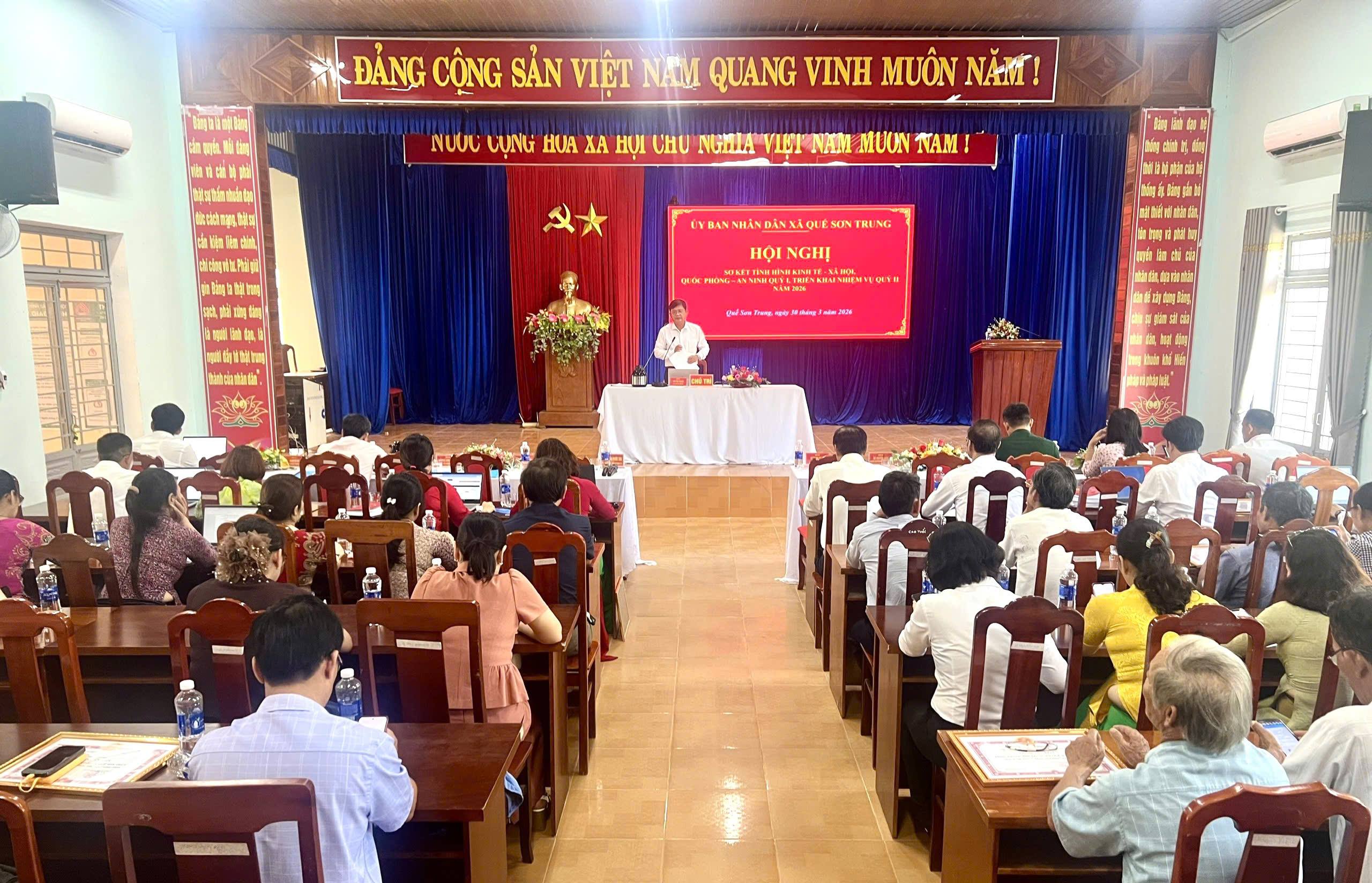 Ủy ban nhân dân xã Quế Sơn Trung tổ chức Hội nghị Sơ kết công tác Quý I năm 2026