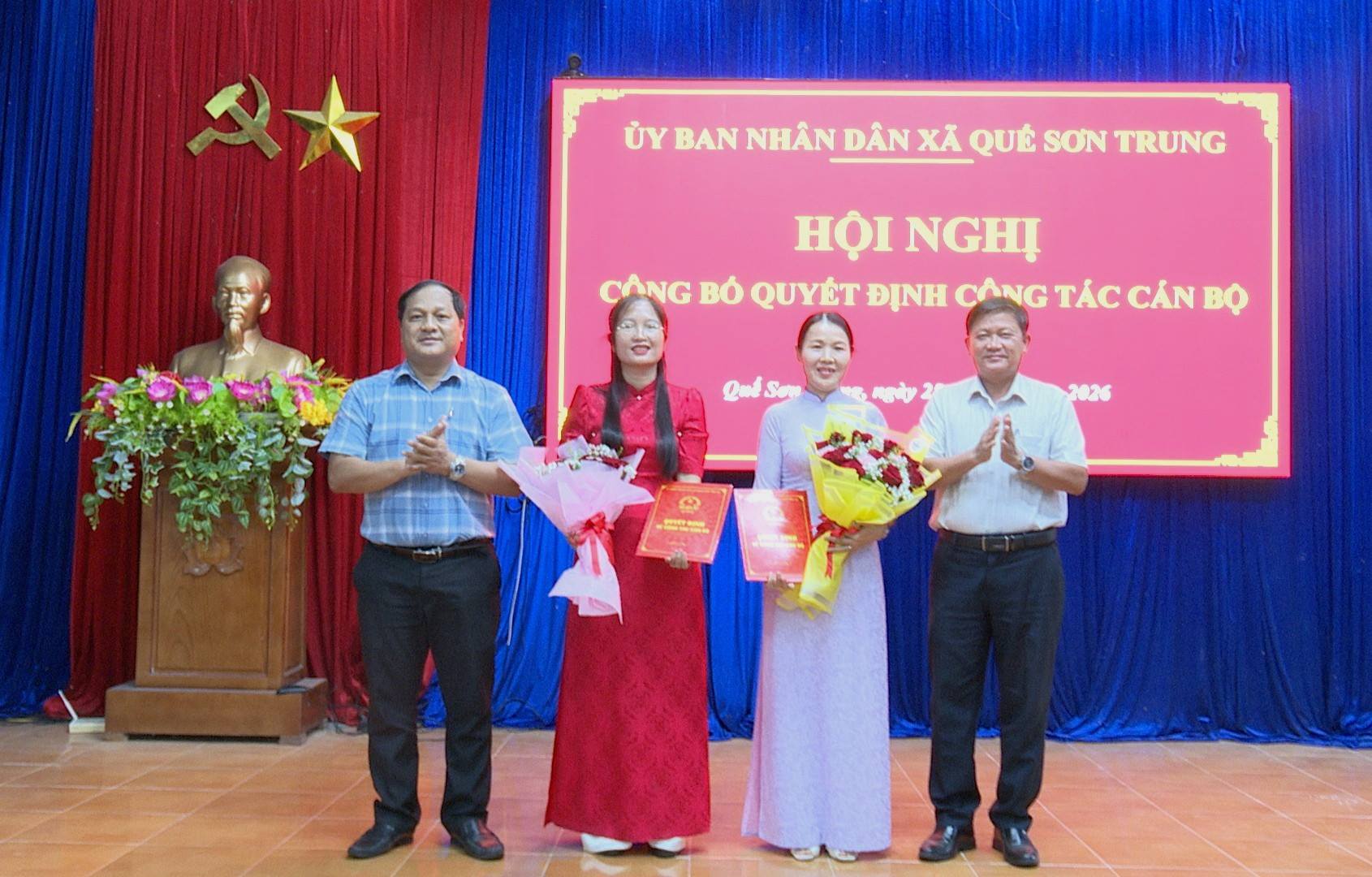 Bổ nhiệm Phó Trưởng phòng Kinh tế, Phòng VH-XH xã Quế Sơn Trung.