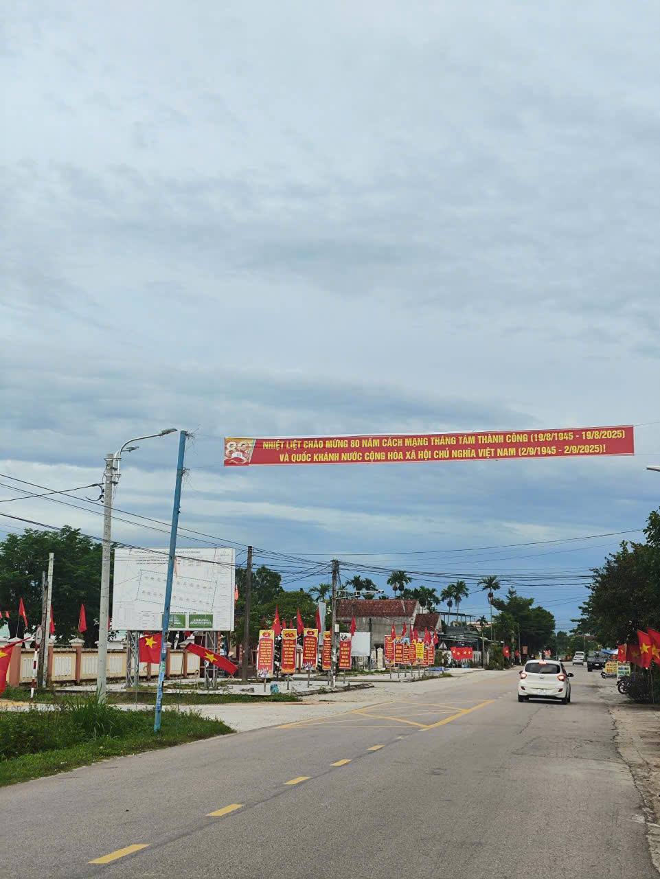 Quế Sơn Trung - Phong trào Toàn dân đoàn kết xây dựng đời sống văn hoá năm 2025 khởi sắc.