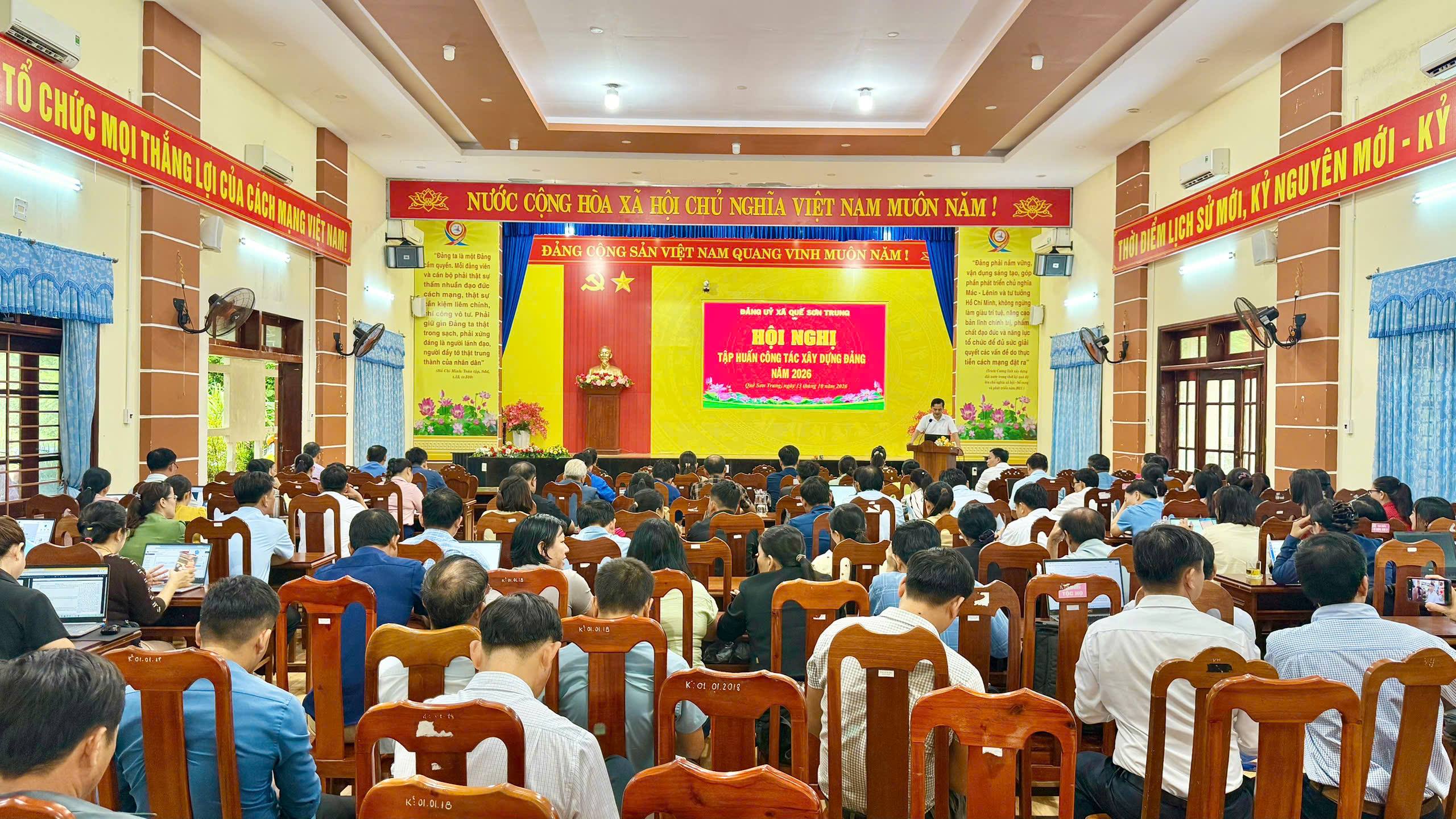 Đảng ủy xã Quế Sơn Trung tổ chức Hội nghị tập huấn nghiệp vụ công tác Đảng năm 2026
