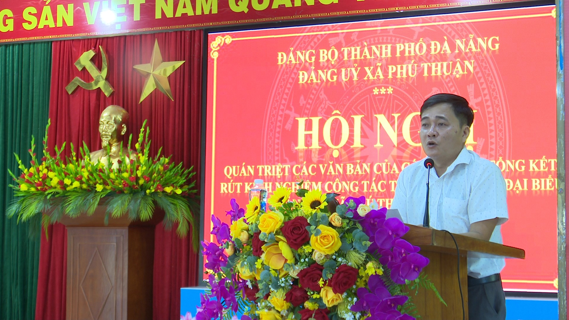 Đảng uỷ xã Phú Thuận tổ chức Hội nghị quán triệt các văn bản của cấp trên