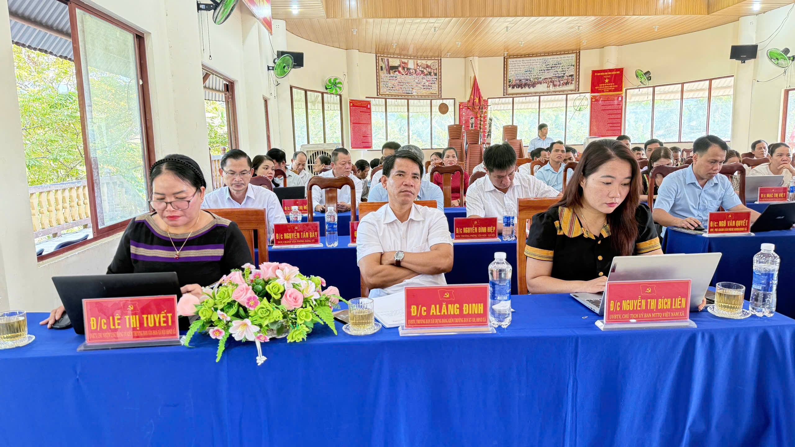 anh tin bai
