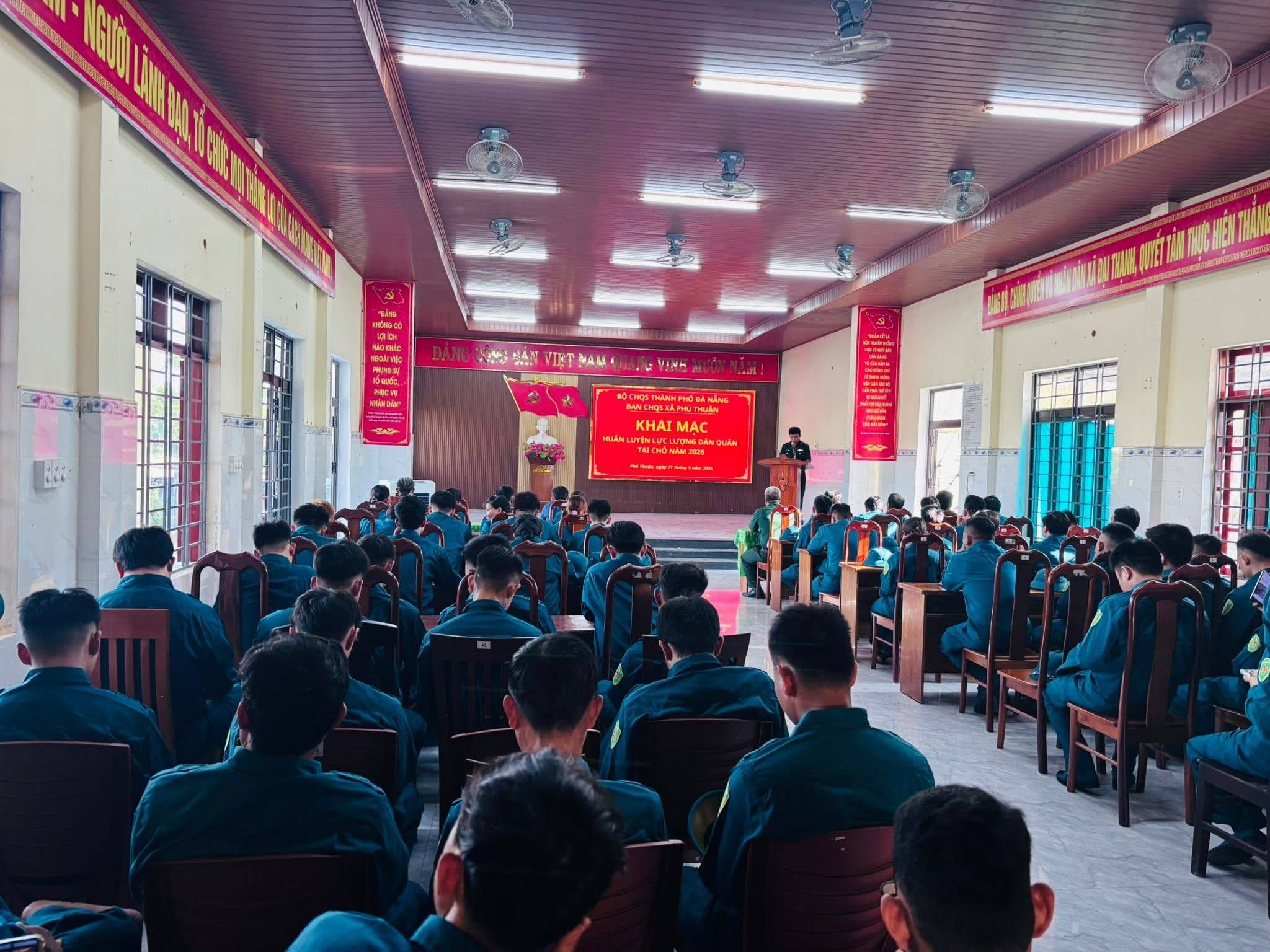 Ban CHQS xã Phú Thuận tổ chức Khai mạc huấn luyện lực lượng dân quân tại chỗ năm 2026