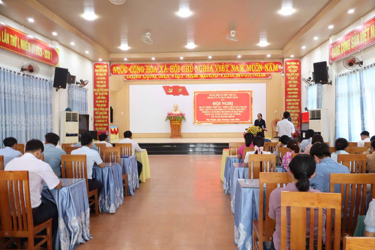 HỘI NGHỊ CHUYÊN ĐỀ HỌC TẬP VÀ LÀM THEO TƯ TƯỞNG, ĐẠO ĐỨC, PHONG CÁCH HỒ CHÍ MINH VỀ ĐẠO ĐỨC CÔNG VỤ, TĂNG CƯỜNG KỶ CƯƠNG, KỶ LUẬT HÀNH CHÍNH
