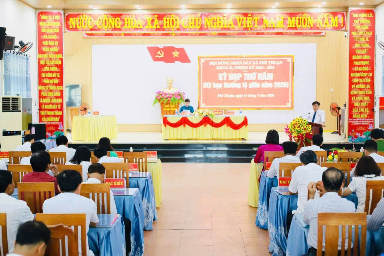 HĐND xã Phú Thuận khóa II, nhiệm kỳ 2026-2031 tổ chức Kỳ họp thứ Năm