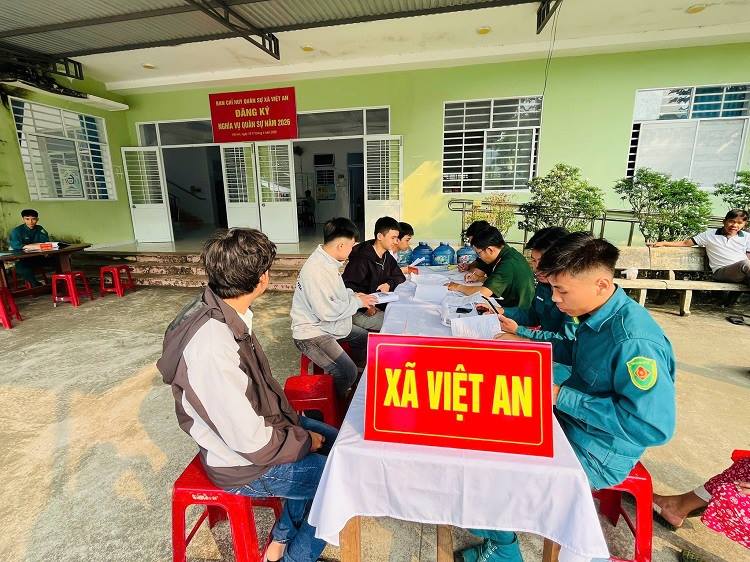 XÃ VIỆT AN TỔ CHỨC ĐĂNG KÝ NGHĨA VỤ QUÂN SỰ LẦN ĐẦU CHO CÔNG DÂN NAM ĐỦ 17 TUỔI NĂM 2026
