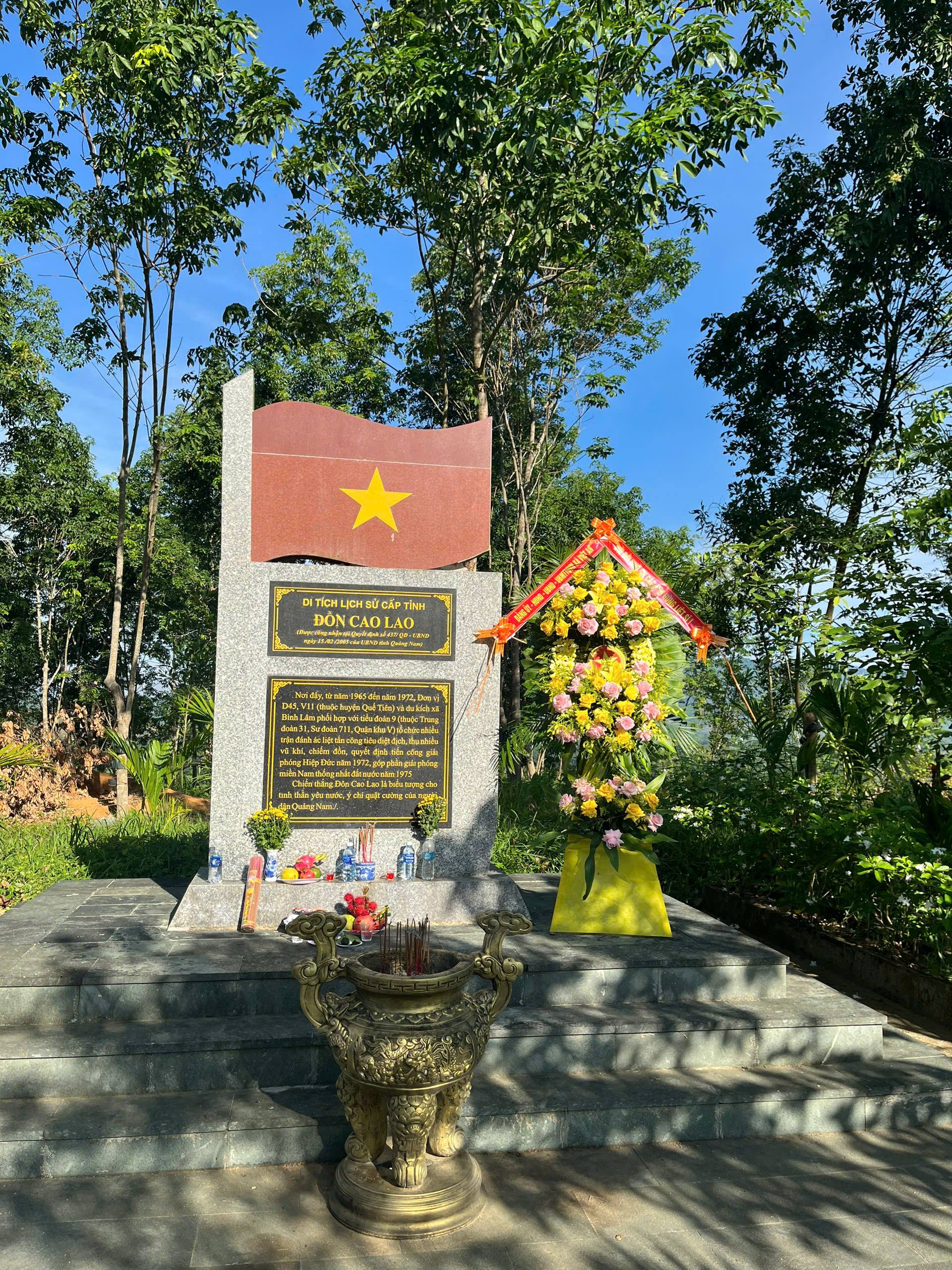 THÔN HỘI TƯỜNG TỔ CHỨC DỌN VỆ SINH VÀ DÂNG HƯƠNG  TẠI DI TÍCH LỊCH SỬ ĐỒN CAO LAO