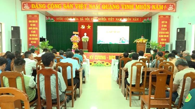 XÃ VIỆT AN GẶP MẶT KỶ NIỆM 81 NĂM NGÀY THÀNH LẬP QUÂN ĐỘI NHÂN DÂN VIỆT NAM VÀ 36 NĂM NGÀY HỘI QUỐC PHÒNG TOÀN DÂN