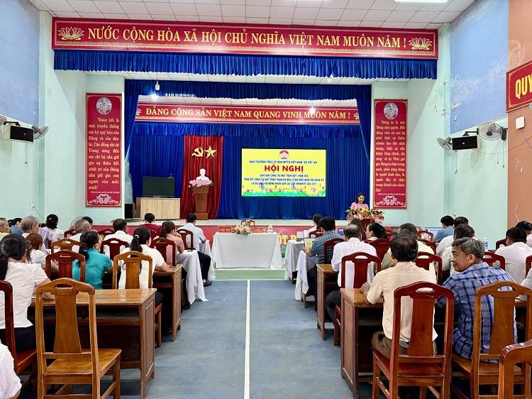 ỦY BAN MTTQ VIỆT NAM XÃ TỔ CHỨC HỘI NGHỊ SƠ KẾT CÔNG TÁC QUÝ I/2026 VÀ TỔNG KẾT CÔNG TÁC MẶT TRẬN THAM GIA BẦU CỬ