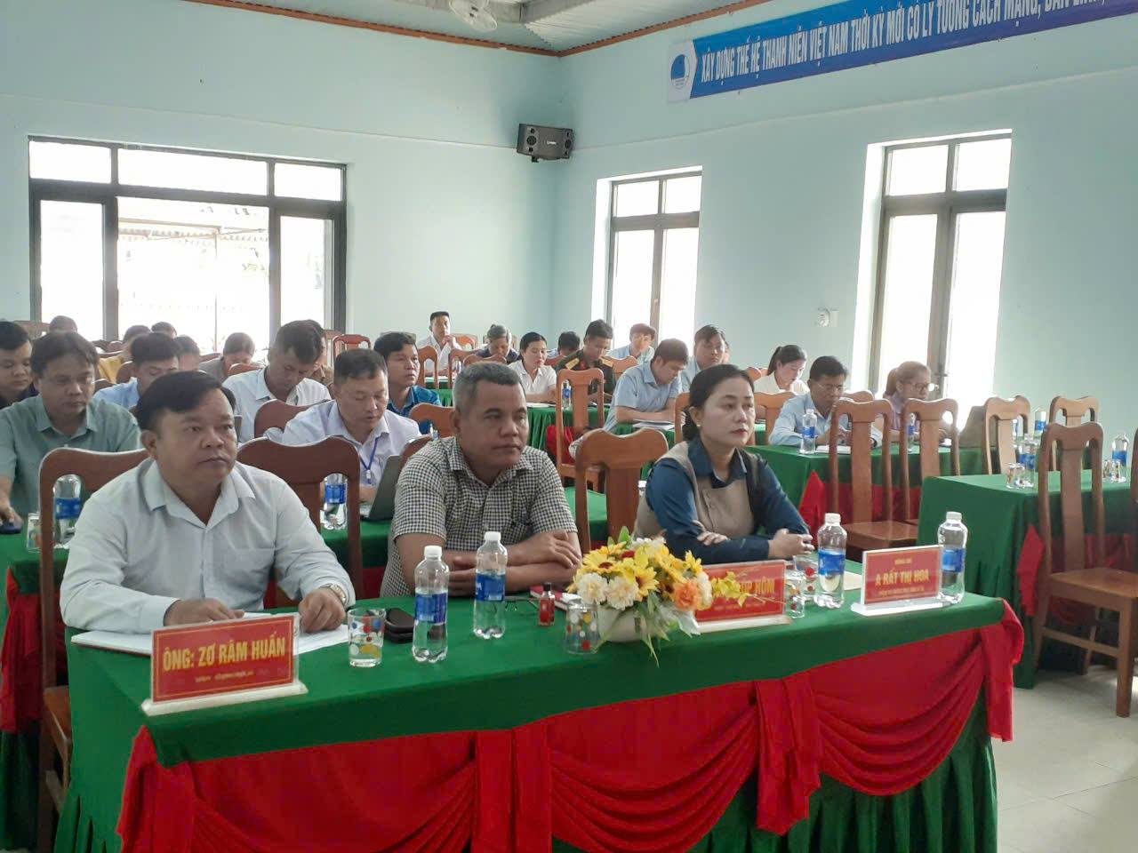 ĐẢNG ỦY XÃ LA ÊÊ QUÁN TRIỆT, TRIỂN KHAI THỰC HIỆN CÁC VĂN BẢN CỦA TRUNG ƯƠNG VÀ BAN THƯỜNG VỤ THÀNH ỦY
