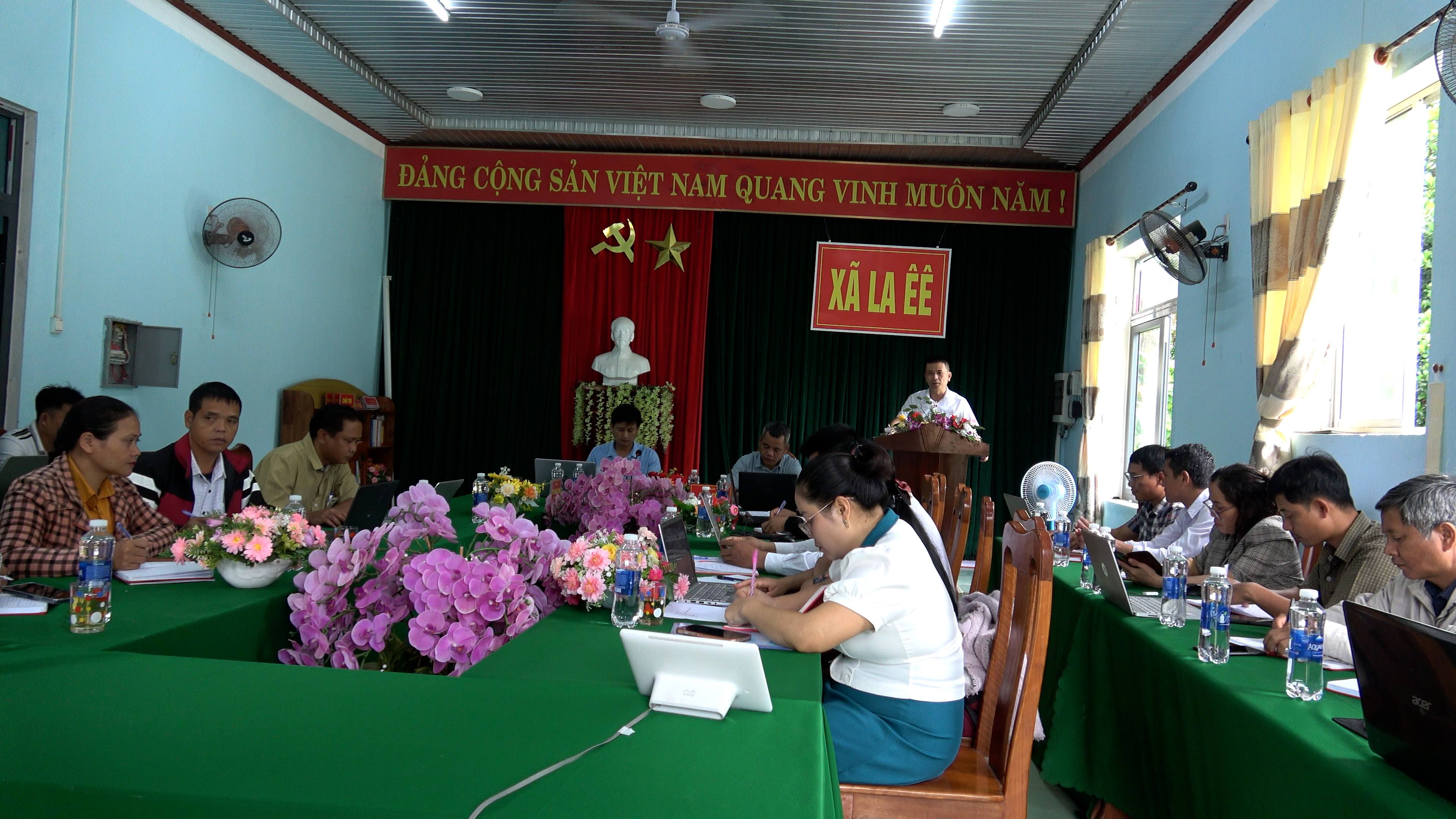 LA ÊÊ TỔ CHỨC LỚP TẬP HUẤN NGHIỆP VỤ CÔNG TÁC ĐẢNG NĂM 2025