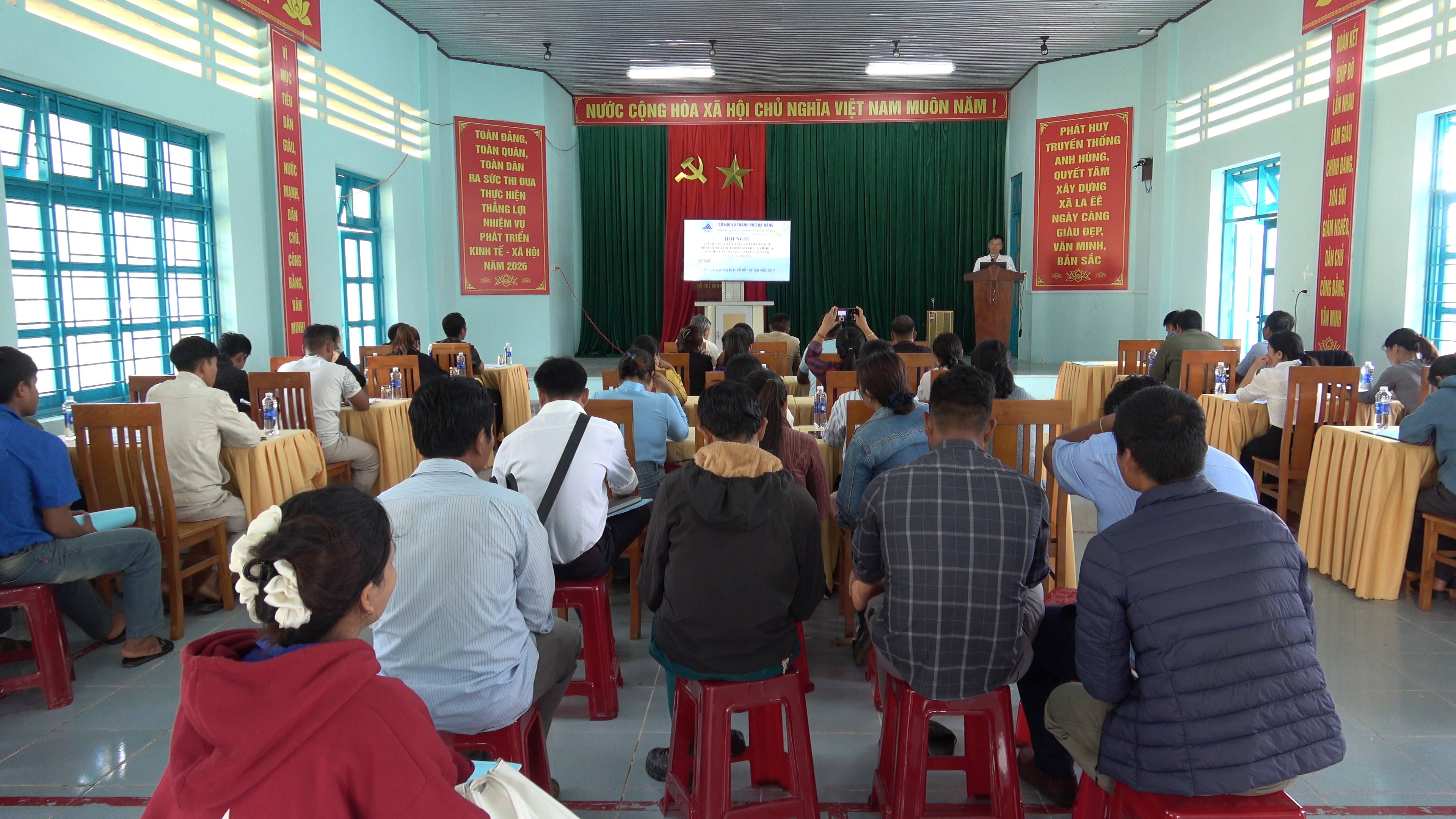 SỞ NỘI VỤ TỔ CHỨC TẬP HUẤN CHÍNH SÁCH HỖ TRỢ VIỆC LÀM VÀ ĐƯA NGƯỜI LAO ĐỘNG ĐI LÀM VIỆC Ở NƯỚC NGOÀI TẠI XÃ  LA ÊÊ